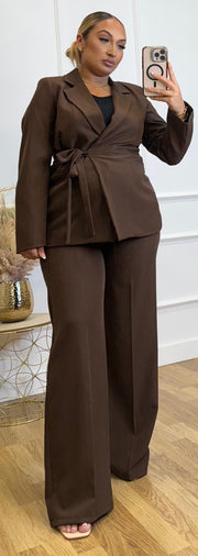 Traje Cruzado