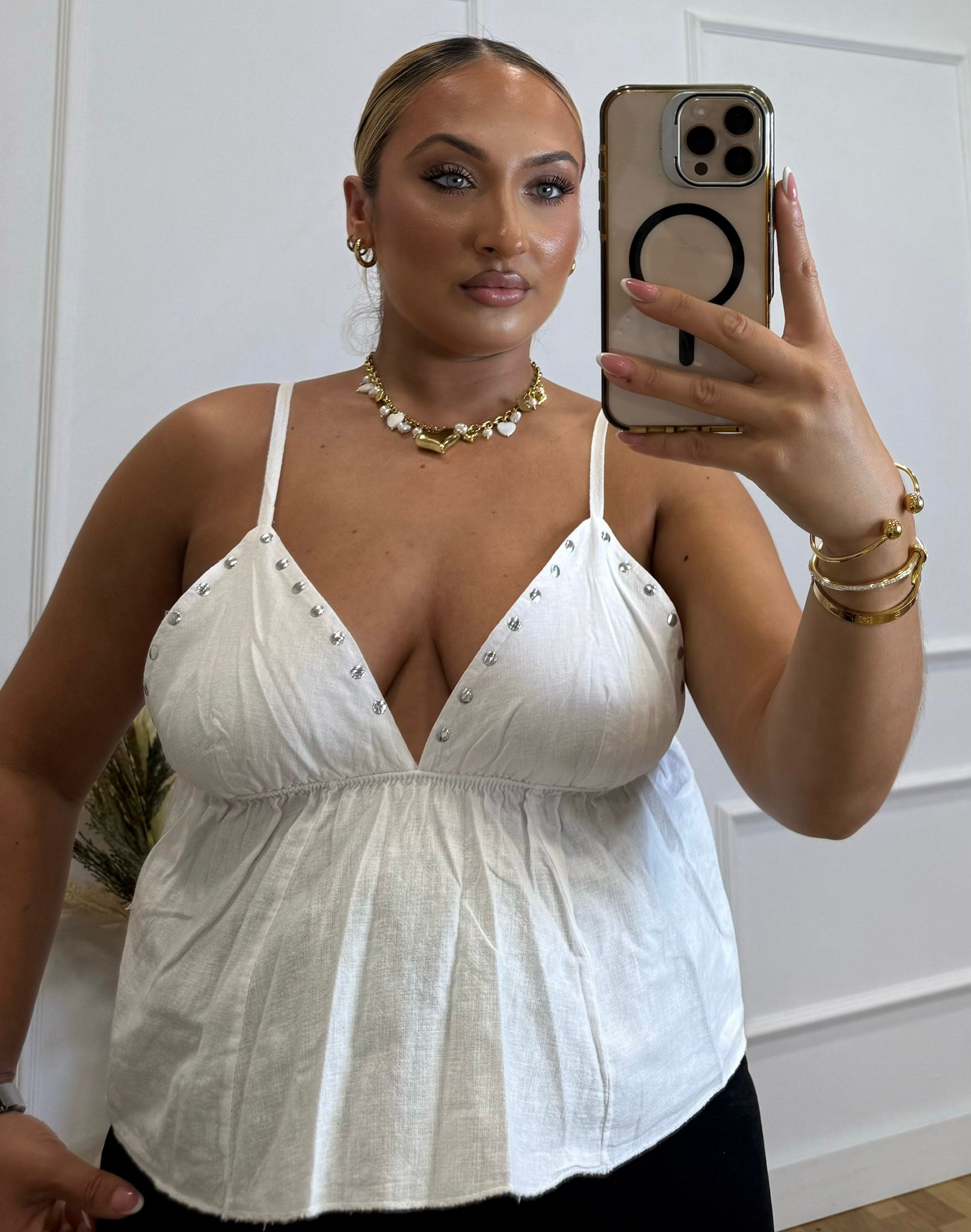 TOP TACHUELA