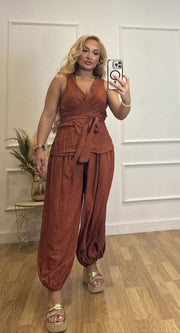 CONJUNTO REBEL